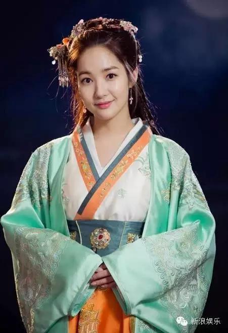 允兒招架不住古裝？韓國女星古裝LOOK一覽 誰贏了？