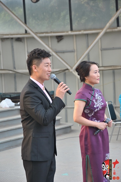 河南電臺戲曲廣播著名主持人池城、曉琴表演詩朗誦《一塊常香的玉》