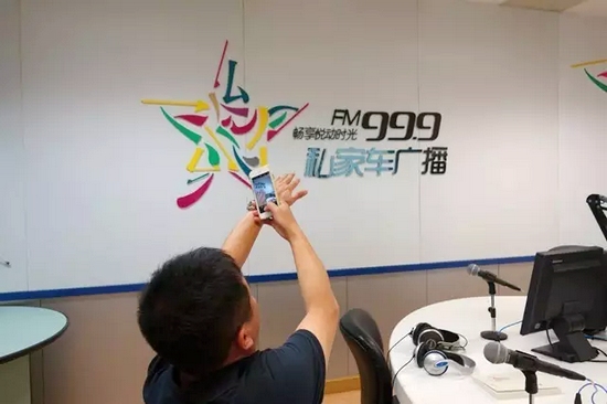一言不合就撫摸鄭州，那怎么能少了我們私家車999？