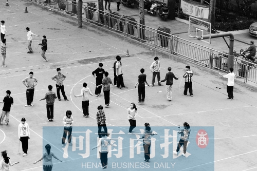 有學校擔心，個人進校園鍛煉，安全隱患大