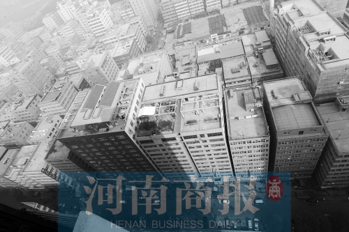 鳥瞰鄭州某城中村，密密麻麻全是樓 記者 鄧萬里/攝