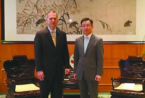 27日,中國外交部駐港特派員宋哲會見夏千福。