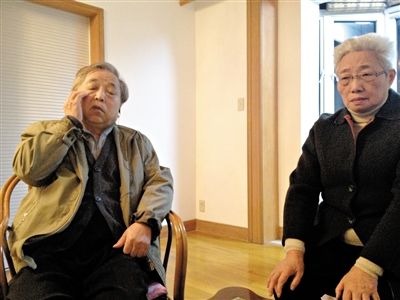 前晚，年過七旬的劉光嘉及妻子向記者講述強拆經(jīng)過。