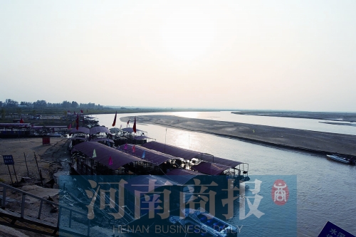 鄭州黃河邊上多數(shù)“漁家樂”均無船檢、合格證等