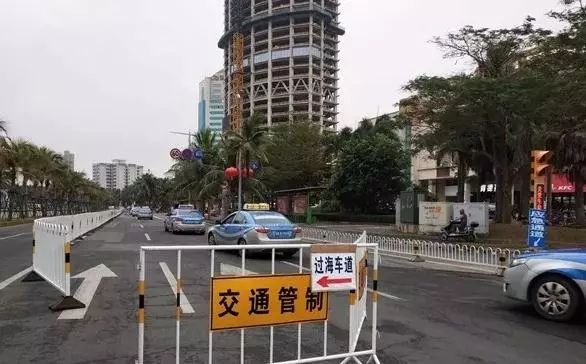 一家五口滯留?？?天 港口附近方便面都買不到