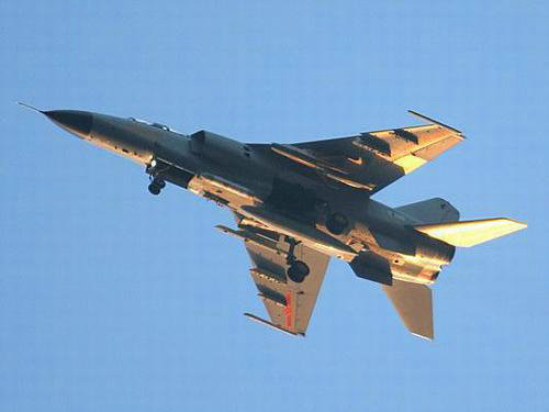 資料圖：進(jìn)行訓(xùn)練中國空軍飛豹戰(zhàn)機(jī)。