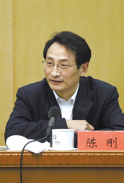 昨日，北京市人大代表、北京市副市長(zhǎng)陳剛參與豐臺(tái)團(tuán)小組討論。 新京報(bào)記者 浦峰 攝