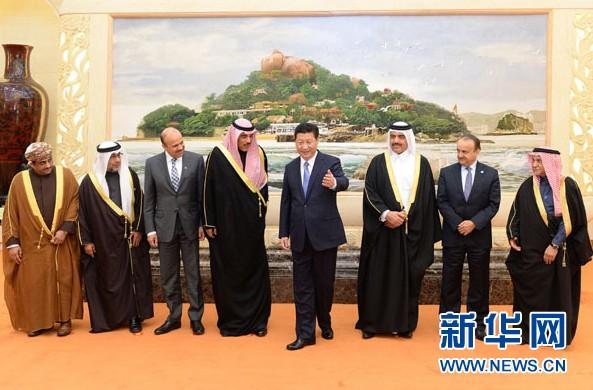 習近平唔海合會代表團:望早日簽署自貿協(xié)定 習近平唔海合會代表團:望早日簽署自貿協(xié)定