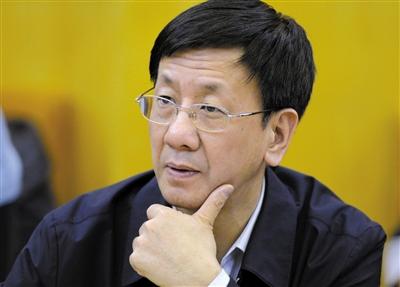 昨日，最高檢檢察長曹建明在遼寧團參加“兩高”報告分組審議。記者 陳杰 攝