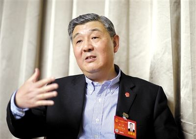 今年全國兩會期間，全國人大代表、浙江高院院長齊奇接受記者采訪。新京報(bào)記者 陳杰 攝