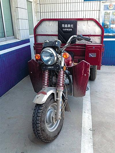 女大學(xué)生在濟南火車站搭黑車遭司機囚禁性虐4天 女大學(xué)生在濟南火車站搭黑車遭司機囚禁性虐4天