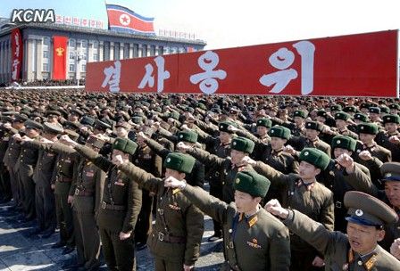 29日，平壤金日成廣場舉行軍民大會，對朝鮮人民軍最高司令部聲明表示支持。