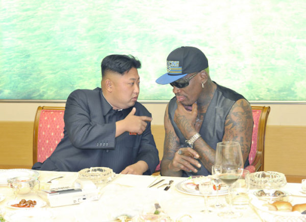 近日，朝鮮最高領(lǐng)導(dǎo)人金正恩已在平壤再次會見并宴請了正在朝鮮訪問的前美國全國籃球協(xié)會(NBA)球星羅德