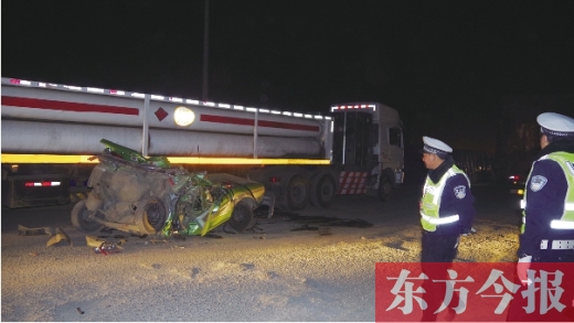 昨日下午，鄭平路與107國道并線處突發(fā)車禍，造成鄭平路擁堵兩個多小時