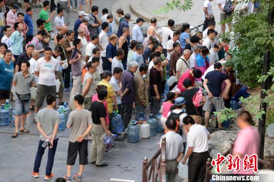 “泉城”濟(jì)南四大泉群現(xiàn)停噴危機
