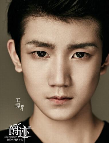 不知是演什么角色呢？