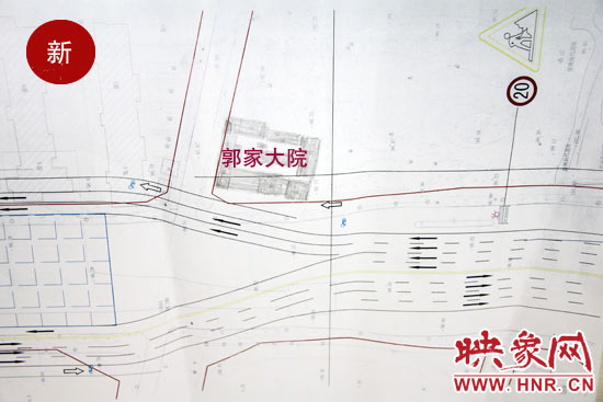 最新的設(shè)計(jì)圖紙上顯示，地鐵2號(hào)線東大街站臺(tái)的施工作業(yè)面，和之前相比，進(jìn)行了大范圍的壓縮。