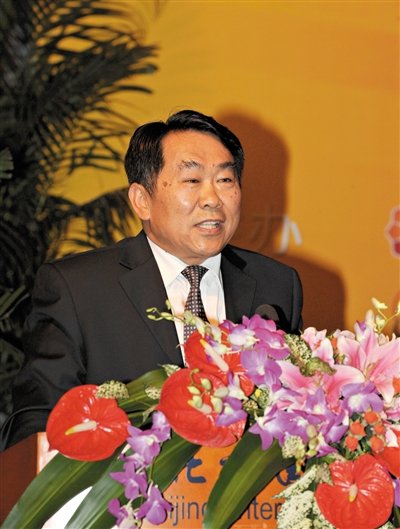 2011年10月12日，叢書《中國油氣田開發(fā)志》首發(fā)式上，時任四川省人大常委會副主任郭永祥在講話。