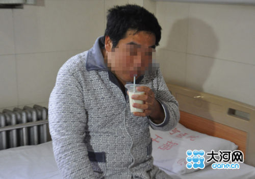 5月7日8時許，開封H7N9患者馬某在病房吃早餐。