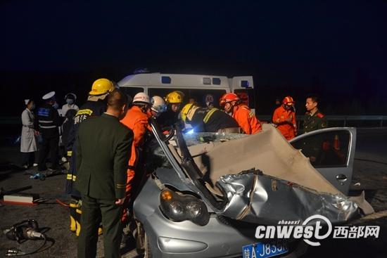 5人死！比亞迪被寶馬追尾 車身剩一半