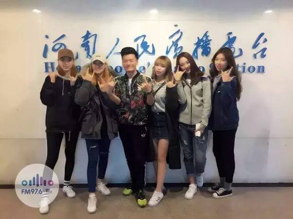 路飛終于體驗了一回“他在叢中笑”的感覺！