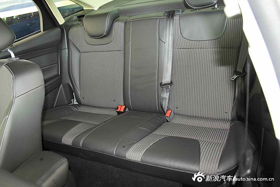 　?？怂箖蓭?jīng)典1.8MT 時(shí)尚型