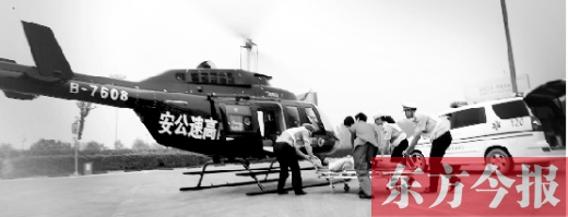 7月25日，河南省公安廳高速交警總隊(duì)進(jìn)行了首次直升機(jī)高速公路急救病人演練