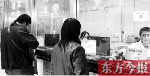 據(jù)統(tǒng)計，在鄭州市第一人民醫(yī)院，已有200余人次持健康卡就醫(yī)
