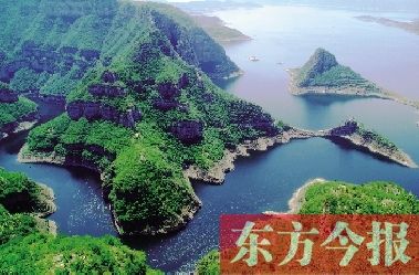 碧水藍天有綠色,是濟源人生活的愿望。如今,正是因為濟源有山有水,綠樹成蔭,很多在外工作的濟源人慢慢選擇回家鄉(xiāng)買房定居。
