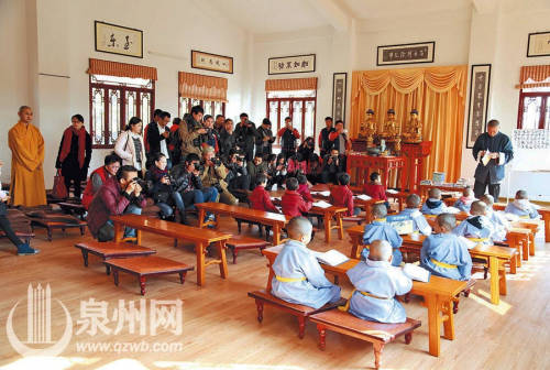 泉州延福寺現(xiàn)乖萌 泉州延福寺現(xiàn)乖萌