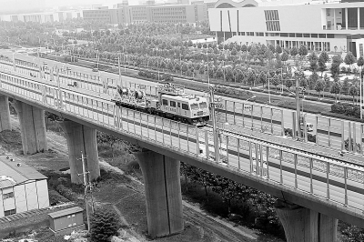 開城鐵建成通車之后，將開行時速200公里的動車組，屆時，鄭州到開封的用時將縮短為19分鐘