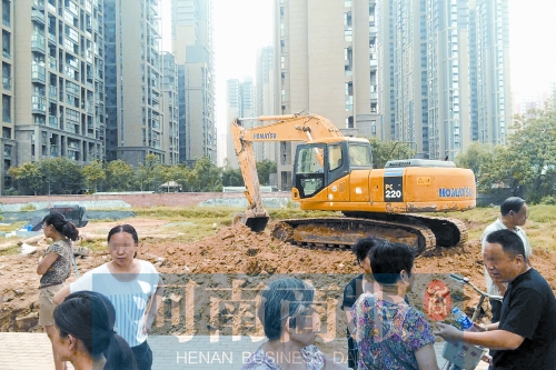 昨天，由于附近居民抗議，紅旗變電站項(xiàng)目再次停工