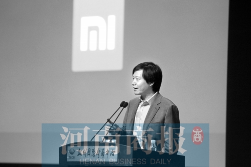 小米科技董事長雷軍說，互聯(lián)網(wǎng)思維就七個字：專注、口碑、極致、快