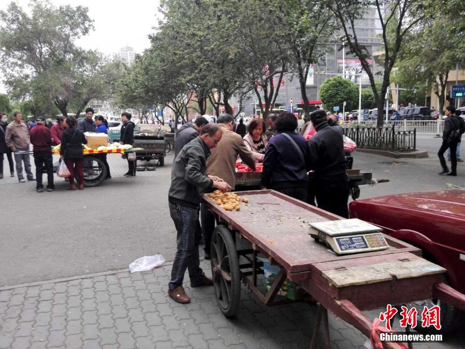 自治區(qū)和烏魯木齊市有關(guān)部門迅速處置，傷員已全部送往醫(yī)院救治。