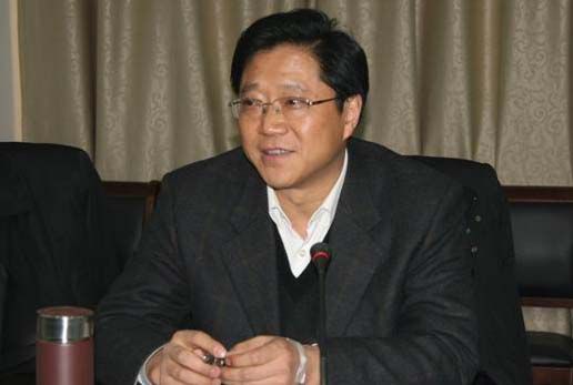 銅陵市委召開全市領(lǐng)導(dǎo)干部會議宣布安徽省委決定，提名銅陵市委副書記倪玉平為銅陵市人民政府市長候選人。