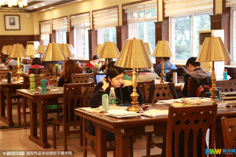 重慶大學改造翻新的“民國風圖書館”走紅網(wǎng)絡，引得無數(shù)網(wǎng)友點贊