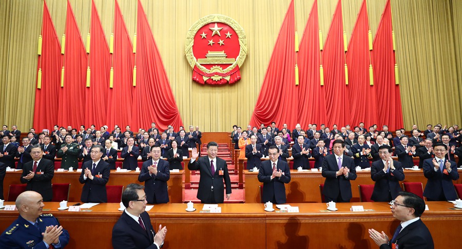習(xí)近平當(dāng)選國家主席、中央軍委主席