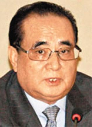 李秀勇曾照料金正恩兄妹。