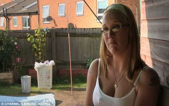 Kylie講述自己的遭遇 圖片來(lái)源于網(wǎng)絡(luò) Kylie講述自己的遭遇 圖片來(lái)源于網(wǎng)絡(luò)