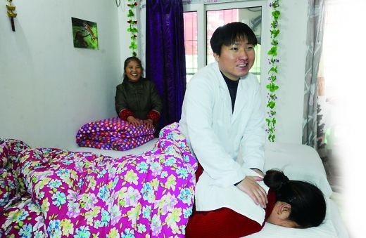 從失明絕望到振作開店，盲小伙陳冬經(jīng)歷重生
