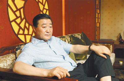 5月26日，張新明在北京接受新京報記者專訪時表示，在與華潤的合資公司中，他被“邊緣化”了，公司出現了