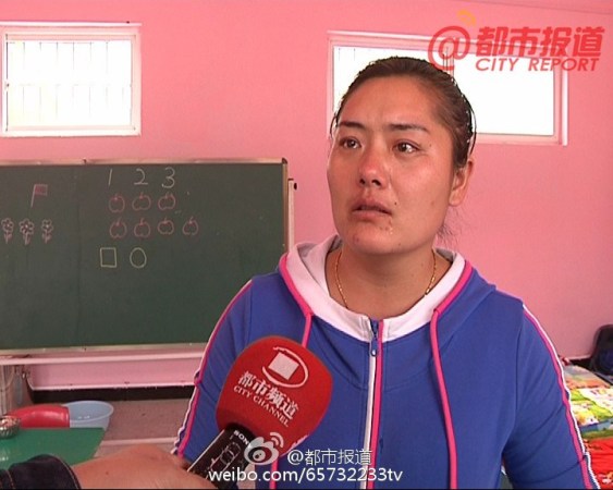 當(dāng)事老師接受采訪時表示很委屈。