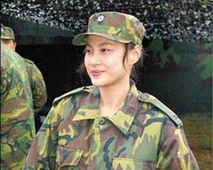 　臺(tái)灣最美女軍官。