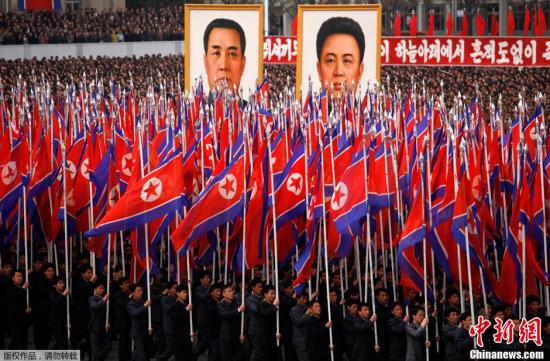 4月20日，包括軍人、公務(wù)員與平壤市民在內(nèi)的朝鮮各界民眾在金日成廣場(chǎng)集會(huì)，譴責(zé)并發(fā)誓要“消滅”韓國(guó)李