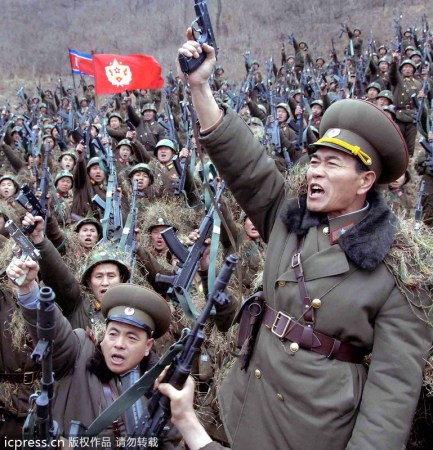 　朝鮮人民軍士兵戰(zhàn)意高昂。
