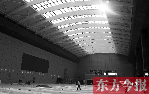 作為高鐵鄭州東站最重要的配套工程，鄭州綜合交通樞紐公路客運(yùn)站的裝修工作即將完成，預(yù)計(jì)今年9月底與鄭州