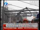 路口遮陽(yáng)棚怎成了爛尾工程？