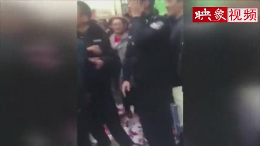 暈！城管被打警方出警被圍攻