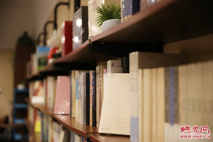書店內的裝飾。