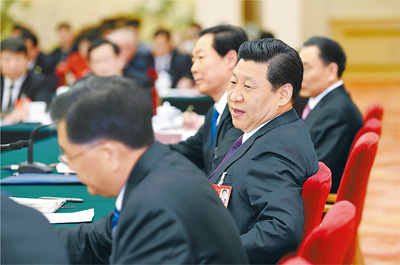 2014年3月9日，習(xí)近平參加十二屆全國(guó)人大二次會(huì)議安徽代表團(tuán)的審議。